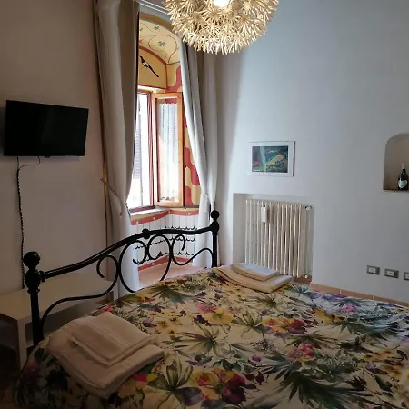 Central Apartment Apartman San Gimignano